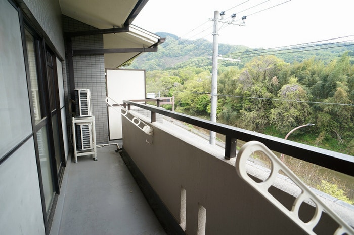 ベランダ・バルコニー 緑の森