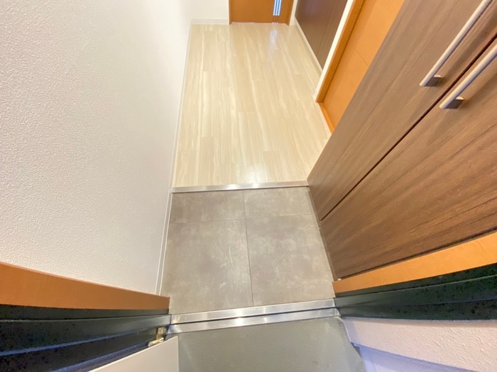 玄関 翔鶴館
