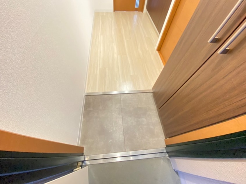 玄関 翔鶴館