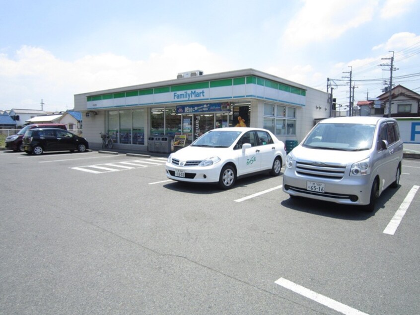 コンビニ(コンビニ)まで740m ジン
