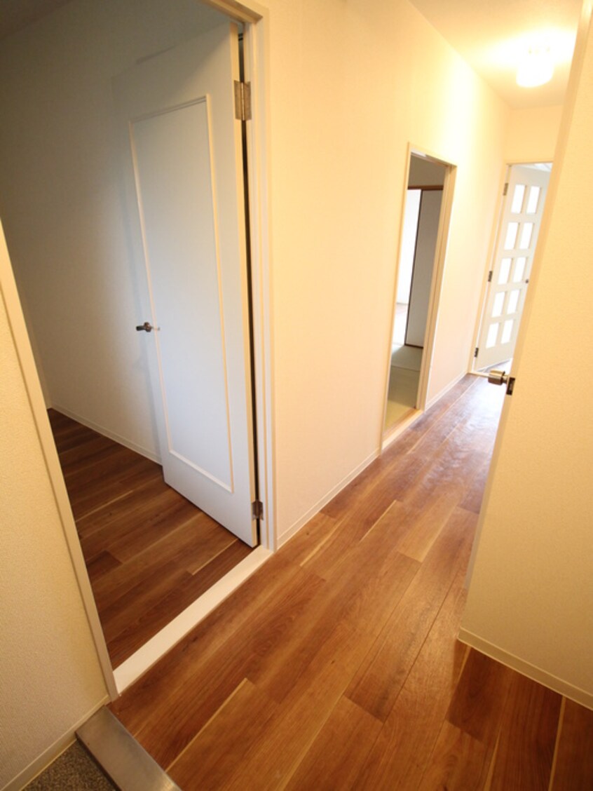 玄関 フロ－イント上長