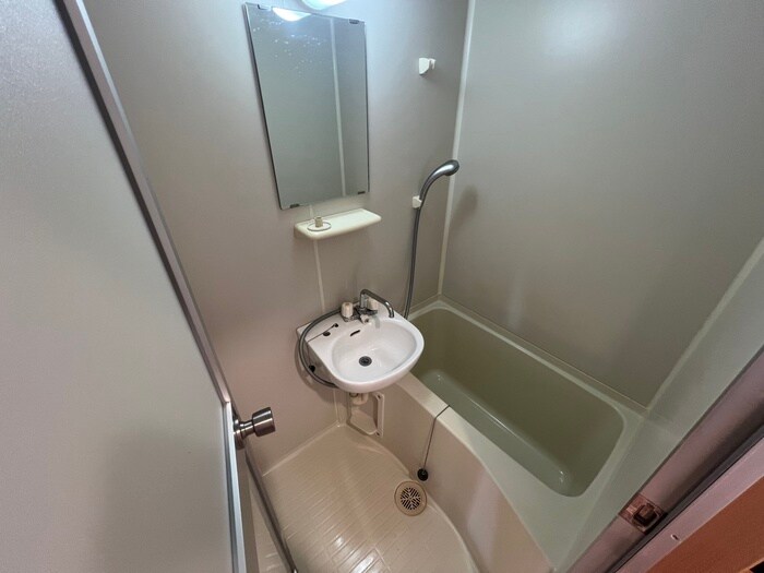 バス／シャワールーム等 リイド２２