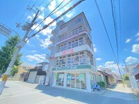 川梅ビル