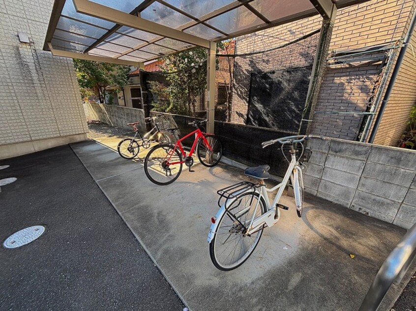 駐輪場 メゾン・ド・ミュリエ