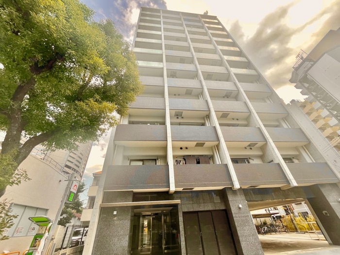 外観写真 ＢＩＧ ＭＯＧ