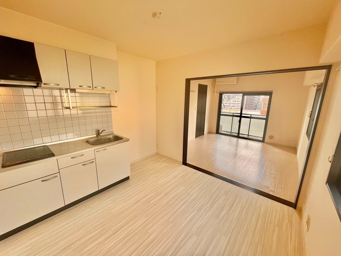 居室 ＢＩＧ ＭＯＧ