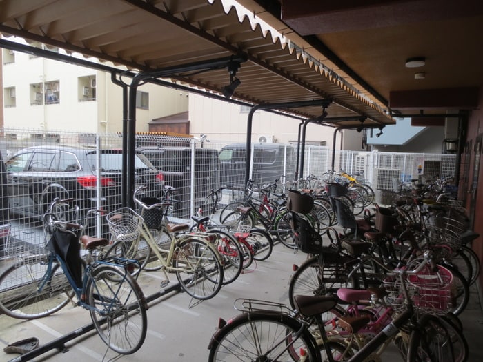 駐輪場 メゾングレ－ス