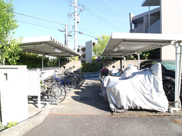 駐輪場 ヒ－ルヒルズ