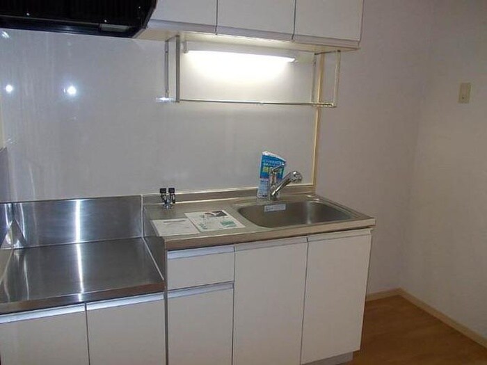 キッチン エスポワ－ルドミ－ルＢ