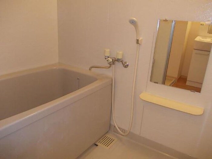 バス／シャワールーム等 エスポワ－ルドミ－ルＢ