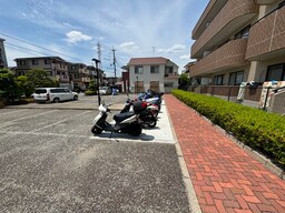バイク置き場