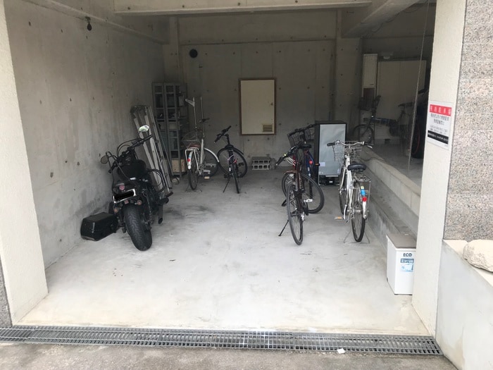 駐輪場 ハイツ山口