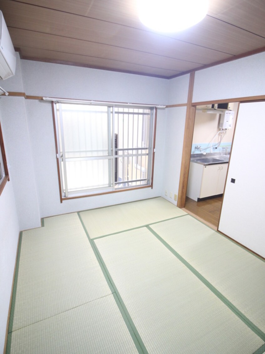 居室 五十住マンション