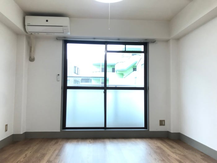 居室 ハイツパサージュ