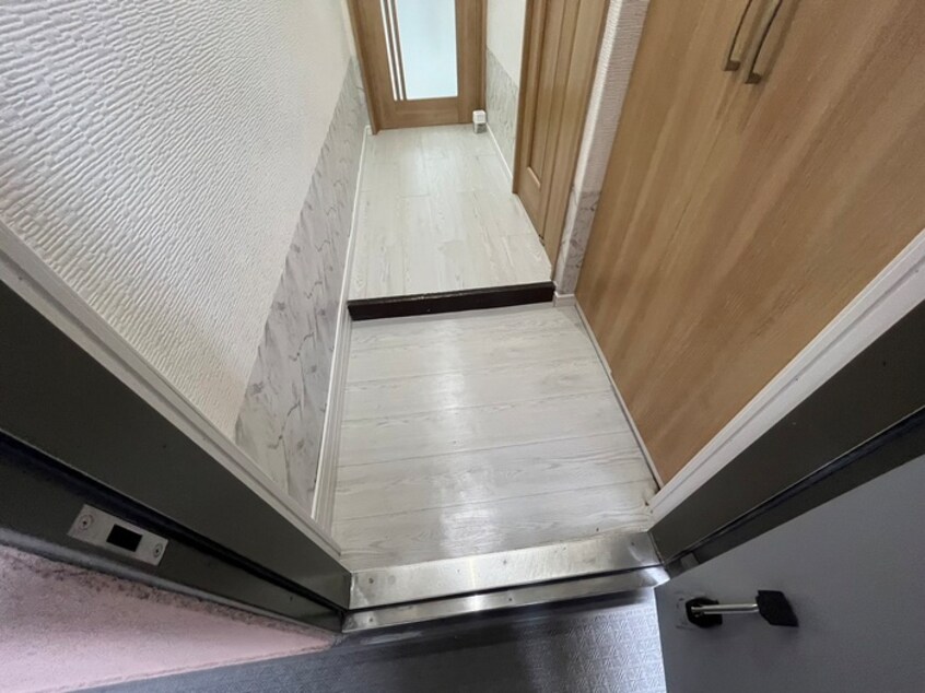 玄関 グレイスハイツ長楽(104)