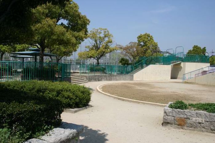 椀田公園(公園)まで460m グランドメゾン塚口