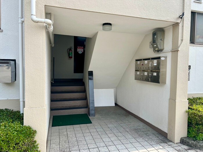 エントランス部分 林マンション