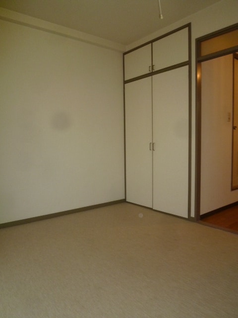 居室 フォーエバー江坂