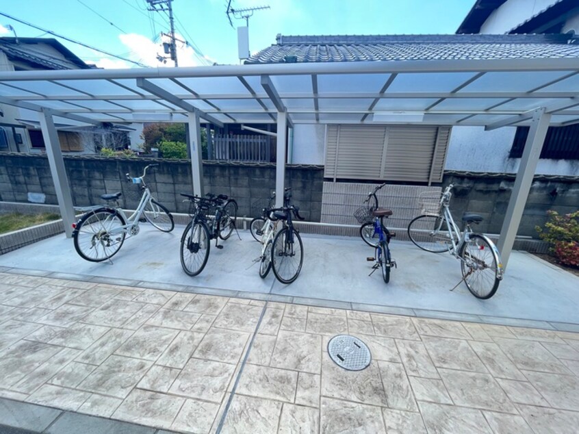 駐輪場 サニーウエル