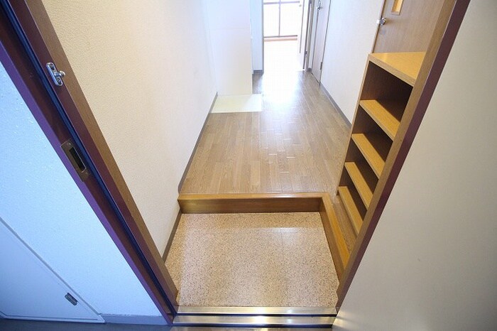 玄関 コージーハイツ大宮