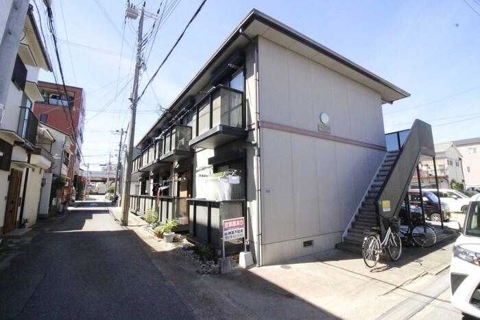 駐車場 プラムハイツ