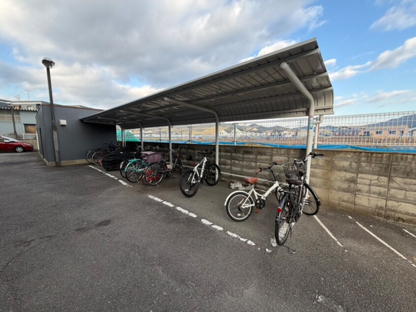 駐輪場 グレースコート洛