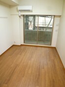 居室 アネスト谷町