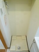 洗濯機置場 アネスト谷町