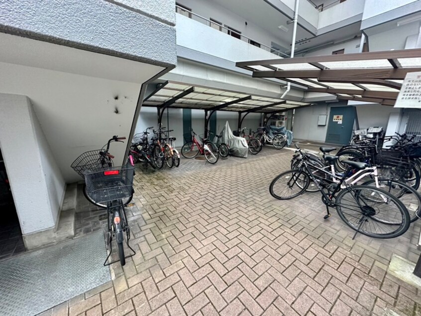 駐輪場 ヴェルデ　ミキ