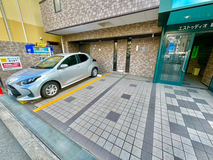 駐車場 エストゥディオ難波