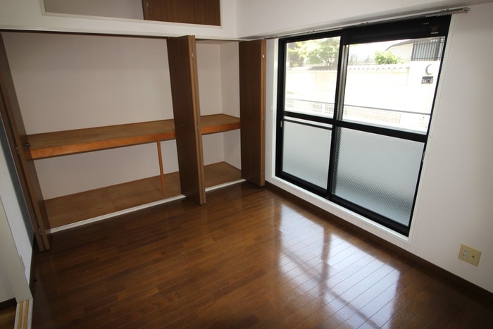 居室 クリスタル・シャト－