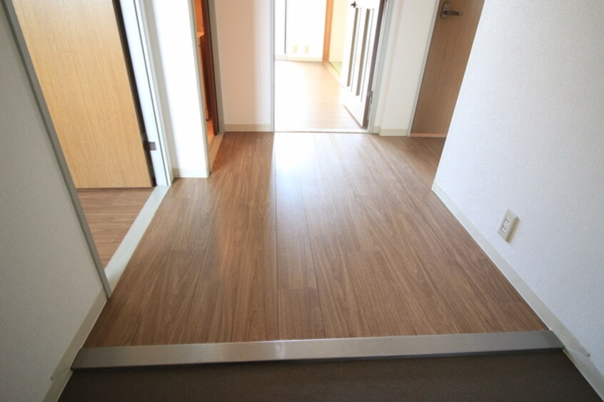 廊下 メビウス平野東レジデンス