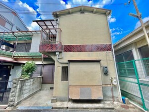 初町１７貸家