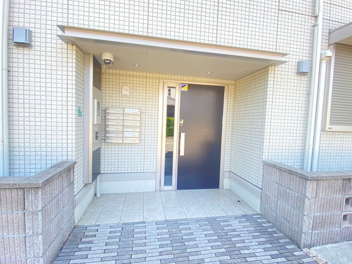エントランス部分 WISTERIA PLACE E・B・R