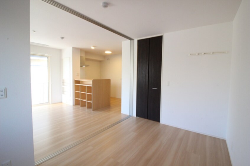 居室 WISTERIA PLACE E・B・R