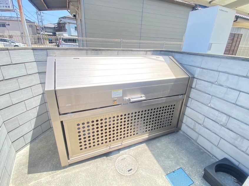 建物設備 WISTERIA PLACE E・B・R