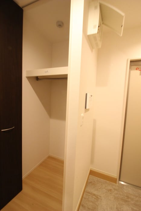 収納 WISTERIA PLACE E・B・R