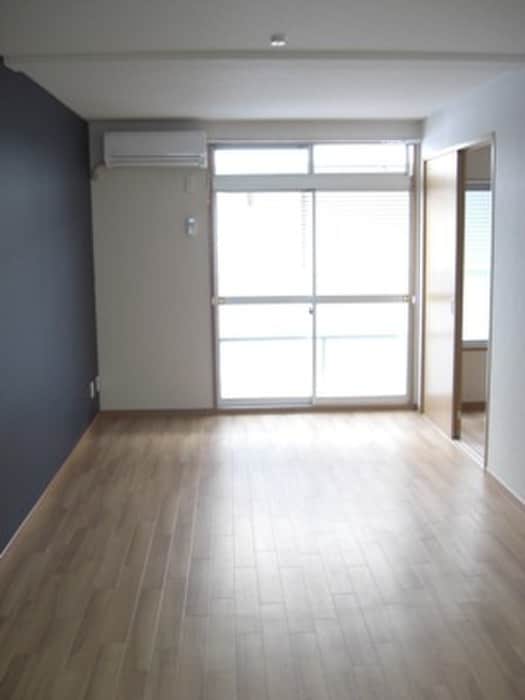 居室 松下ﾊｲﾂ