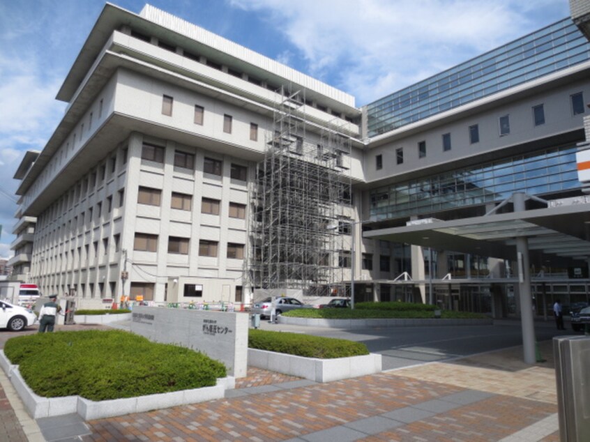 京都府立医科大学付属病院(病院)まで800m エレガント鴨川Ａ棟