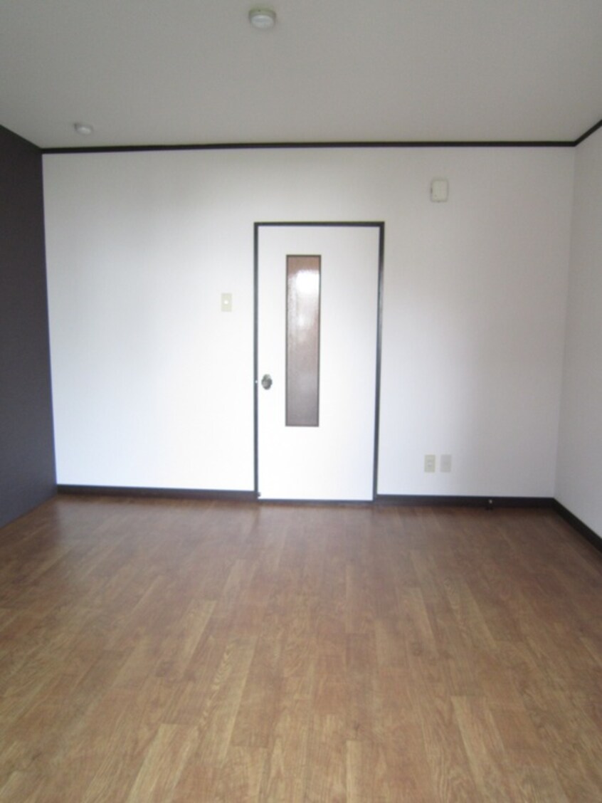 居室 ニュ-コ－ト小林