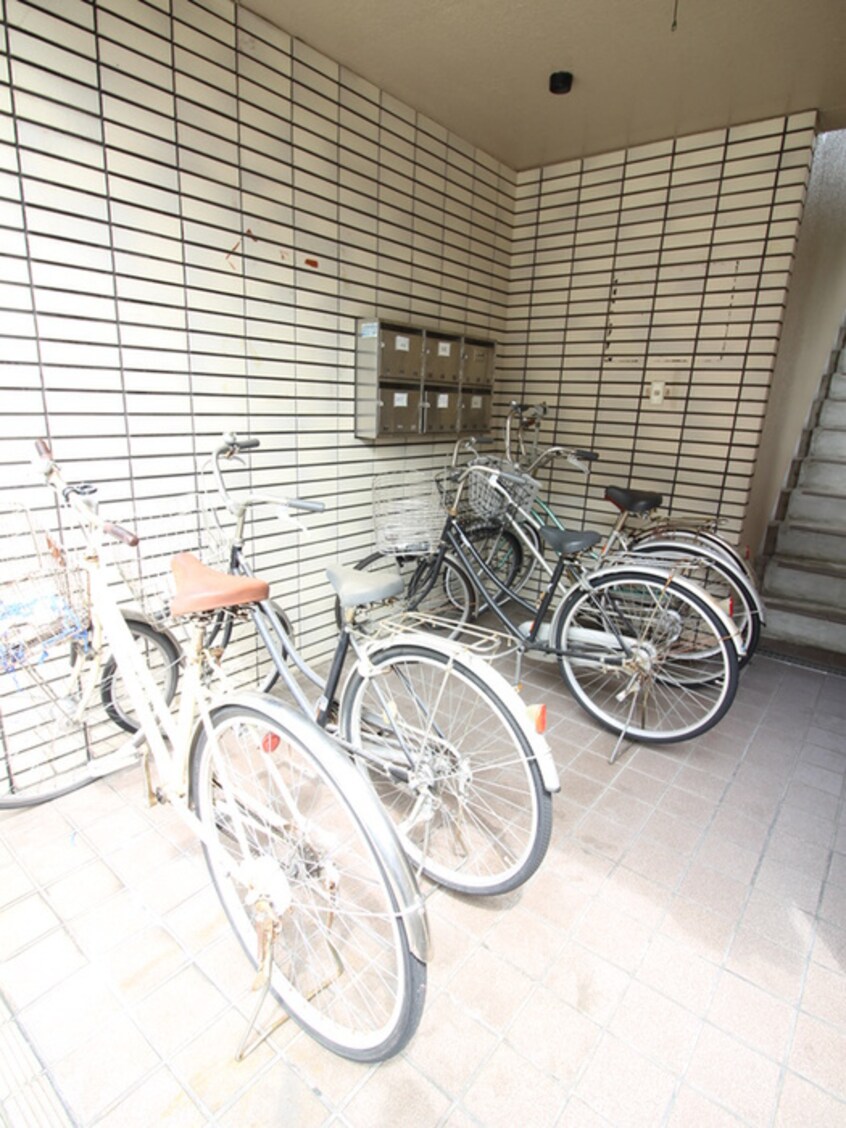 駐輪場 土師ハイツ