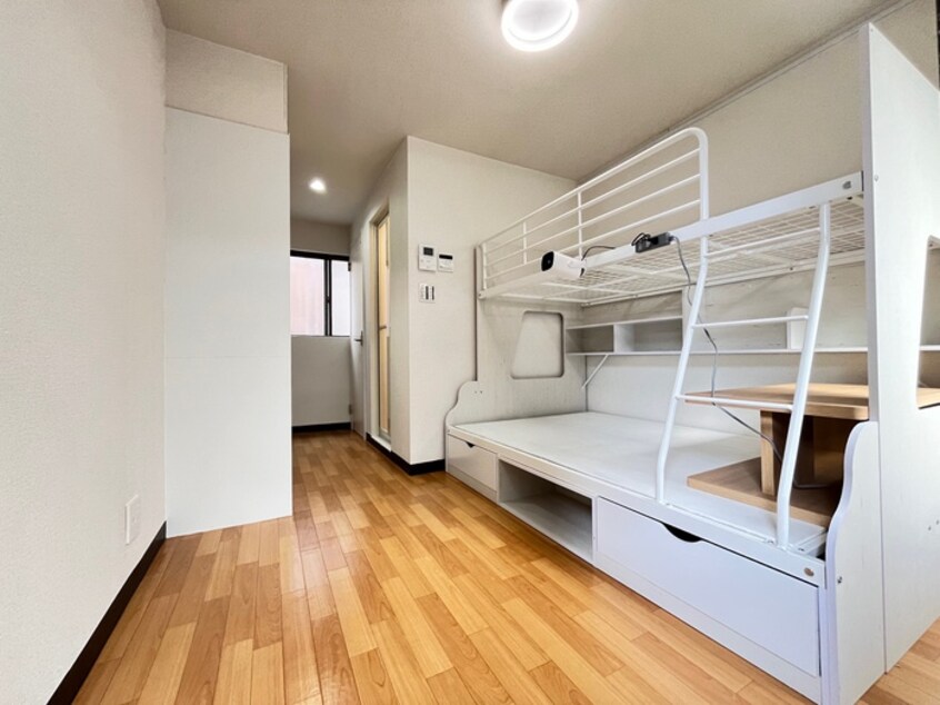 居室 ローレンス栄本町