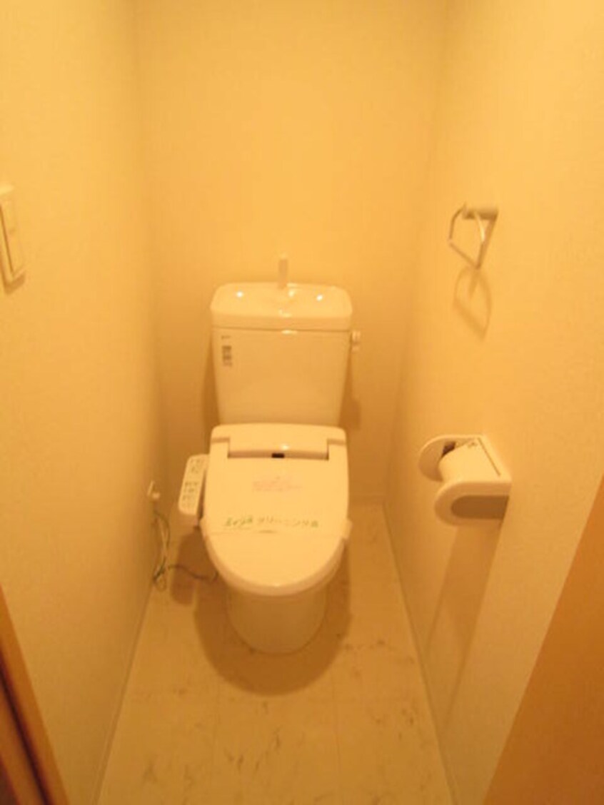 トイレ ﾙﾐｴｰﾙ高槻