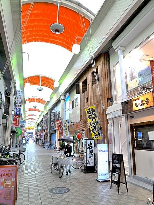 商店街(ショッピングセンター/アウトレットモール)まで190m Grace 　Klar