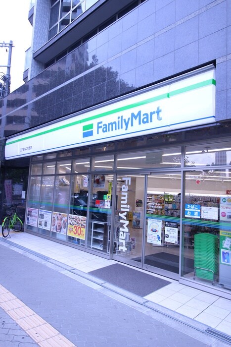 ファミリーマート江戸堀なにわ筋店(コンビニ)まで84m ｴｽﾃﾑｺｰﾄ大阪･中之島南(414)