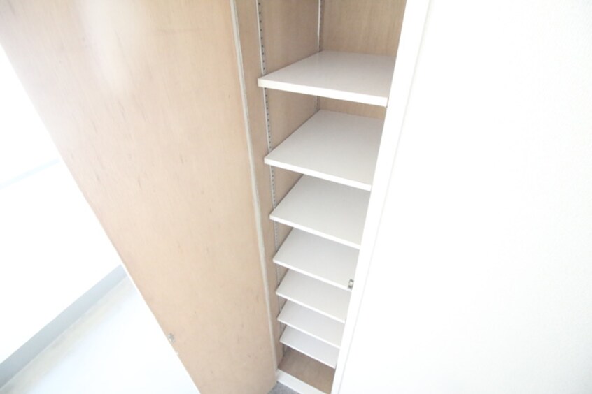 靴箱 ハイツホ－シャ