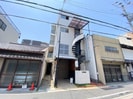 春日マンションの外観