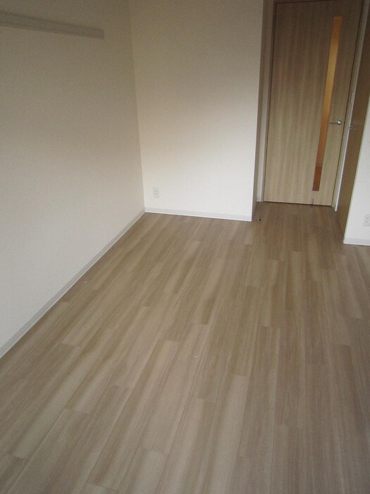 居室 ﾌﾟﾚｻﾝﾝｽ三宮花時計前（502）