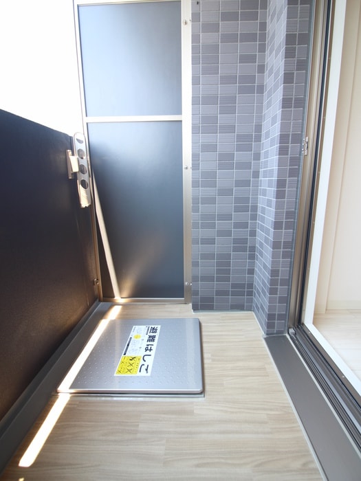 ベランダ・バルコニー プレサンスブルーム東三国