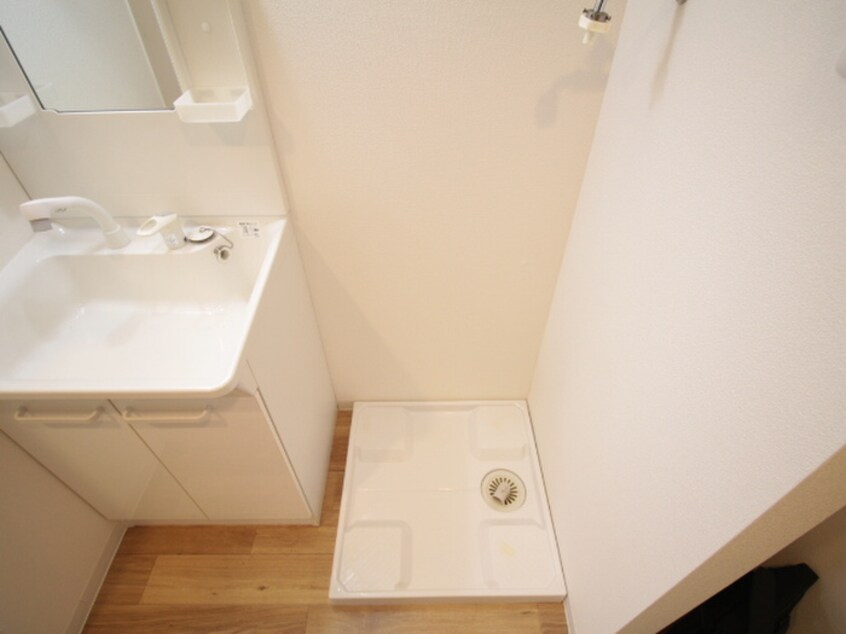 洗濯機置場 ＳＨＩＮＥ　ＰＡＳＴＥＬ